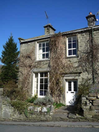 Hill Top Cottage im Winter